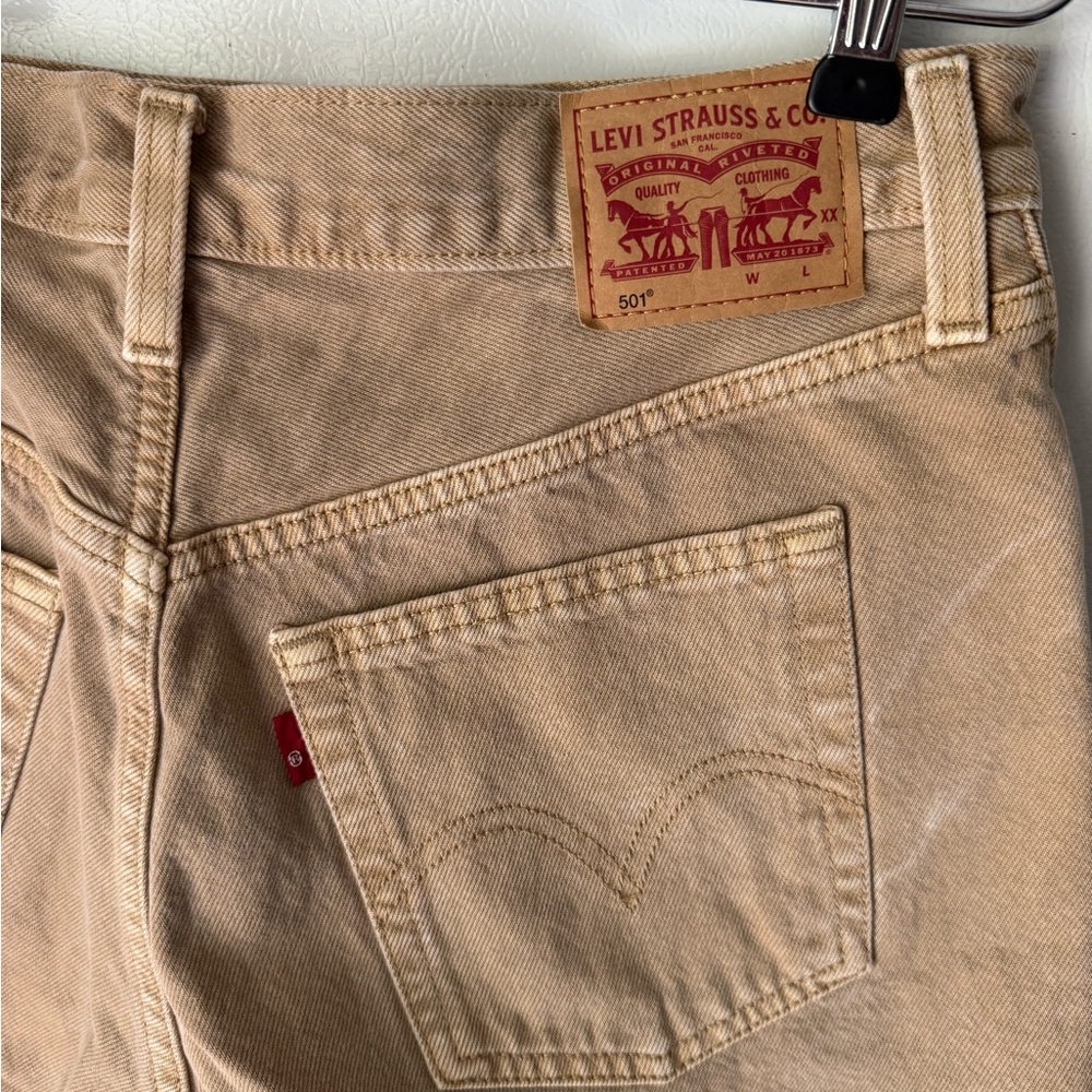 Levi's 501 Tan Frayed Hem High-Rise Jean Shorts - Picture 3 of 6